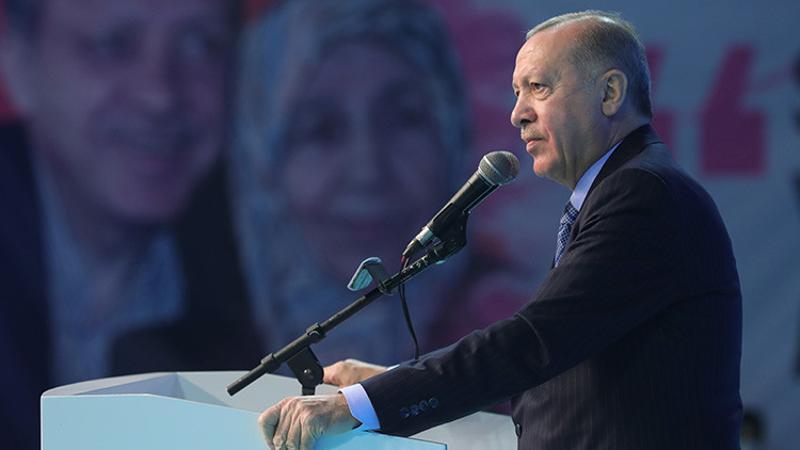 Cumhurbaşkanı Recep Tayyip Erdoğan, AK Parti İzmir 7. Olağan İl Kongresi'nde açıklamalarda bulundu