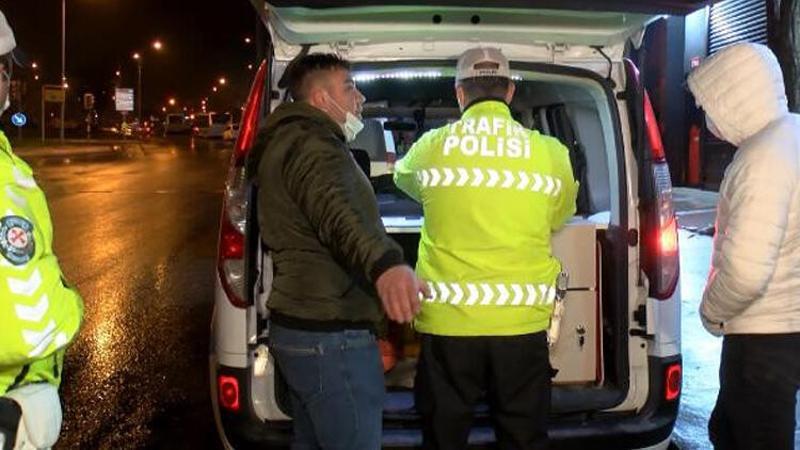 Ataşehir'de kısıtlamayı ihlal edip kaza yaptılar