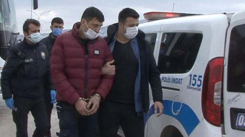Telefonla aradığı çocuğu kandırıp evdeki altınları pencereden aşağı attırdığı öne sürülen zanlı yakalandı