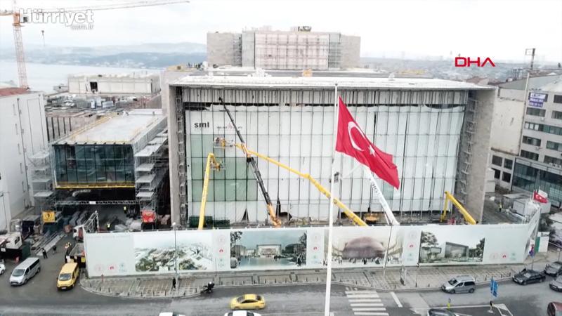 Taksim'deki AKM'de son durum havadan görüntülendi