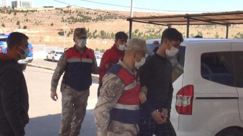DEAŞ'lı 3 terörist Suriye sınırında yakalandı