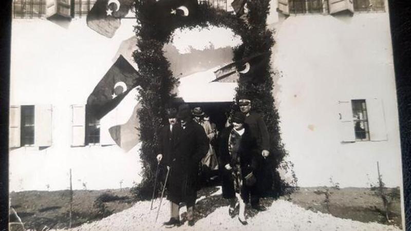 Atatürk'ün daha önce hiç görülmeyen fotoğrafı ortaya çıktı