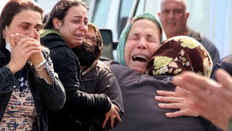 Oğlunun cansız bedenini görünce sinir krizi geçirdi