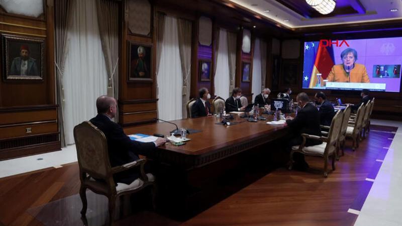 Cumhurbaşkanı Erdoğan video konferans yoluyla Merkel ile görüştü