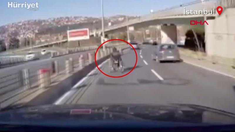 Akan trafikte tekerlekli sandalyeli kişiyi son anda fark etti