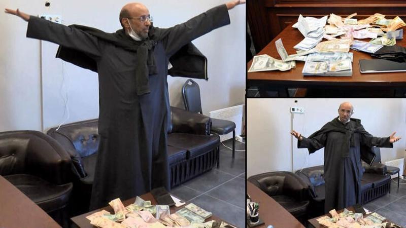 Takside unutulan içinde 200 bin lira olan çantayı sahibine verdi