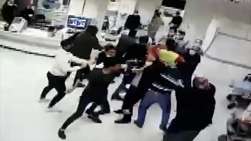 Sivas'ta sağlık çalışanlarına ve güvenlik görevlilerine uygulanan şiddet kameralara yansıdı