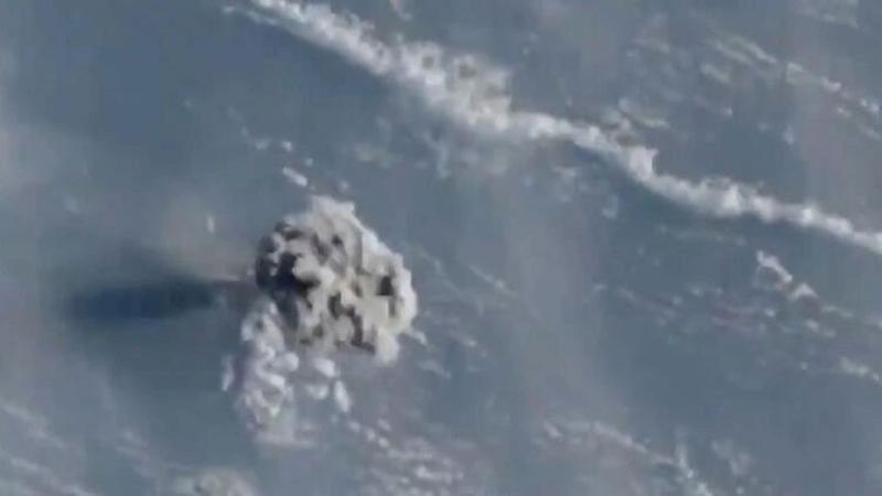 La Soufriere Yanardağı'ndaki patlama uydudan görüntülendi