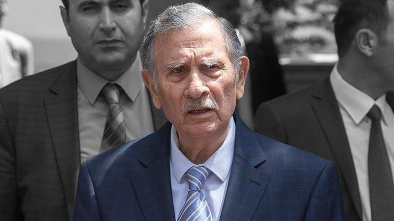 Eski başbakanlardan Yıldırım Akbulut hayatını kaybetti