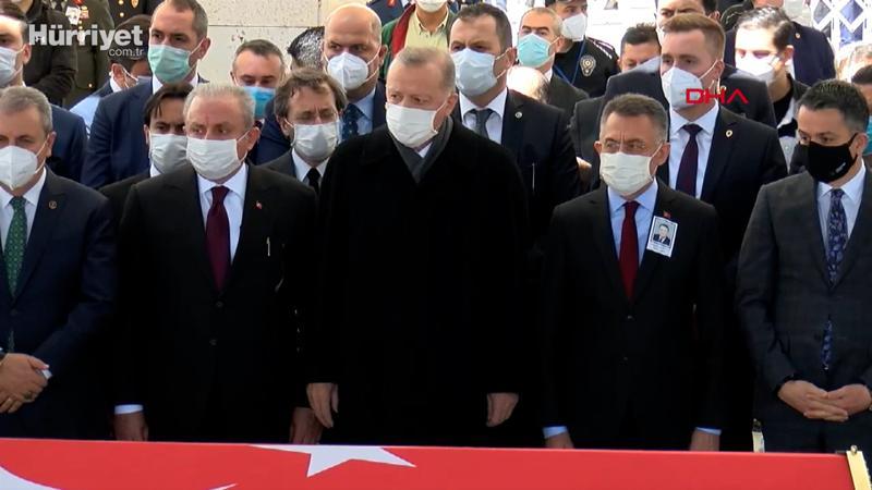 Eski Başbakan ve TBMM Başkanı Yıldırım Akbulut için cenaze töreni düzenlendi