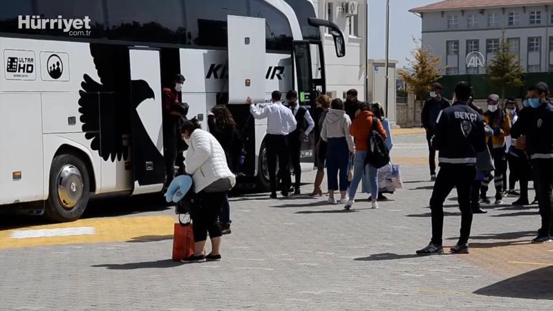 Kovid-19 testi pozitif çıkan yolcunun bulunduğu otobüsteki 48 kişi karantinaya alındı
