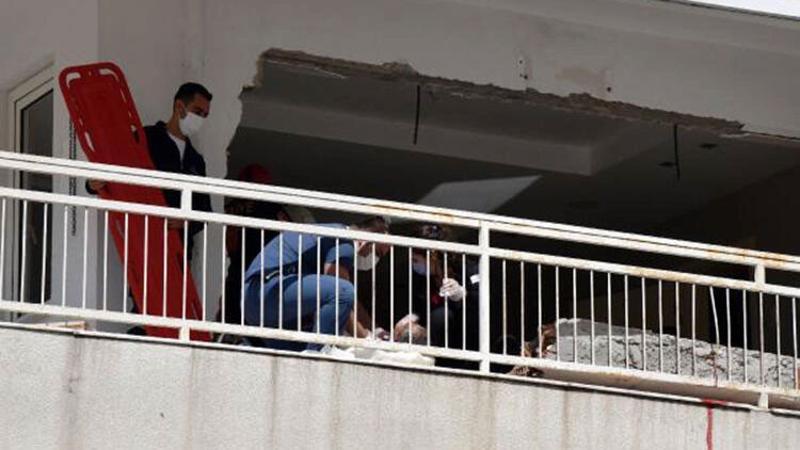 Tadilat yapımı sırasında işçinin üstüne duvar gaöçtü