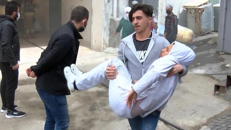 İstanbul'da iş yeri trafosu patladı
