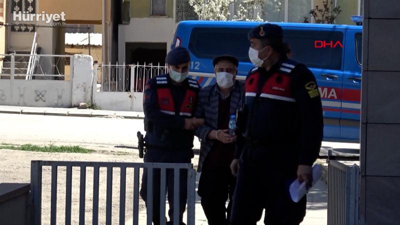 Yatakta uygunsuz yakaladığı gelini ile yanındaki kişiyi öldürdü