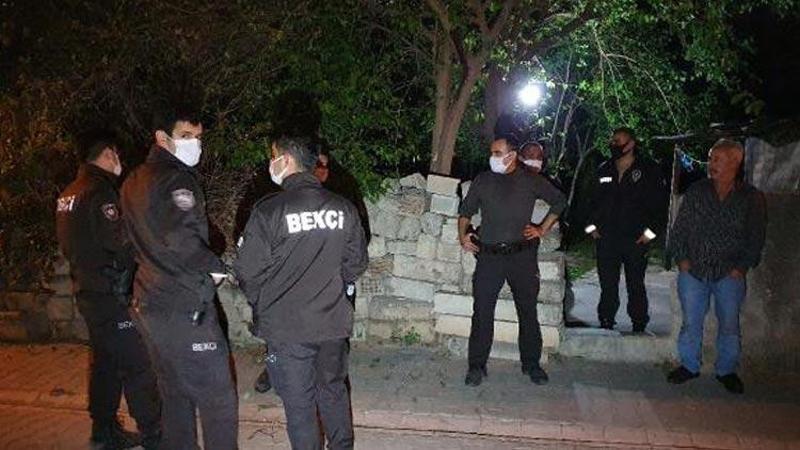 Tartıştığı babası ve ağabeyini bıçaklayarak öldürdü