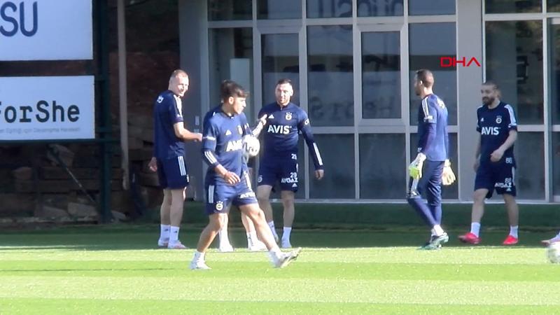 Fenerbahçe'de neşeli antrenman