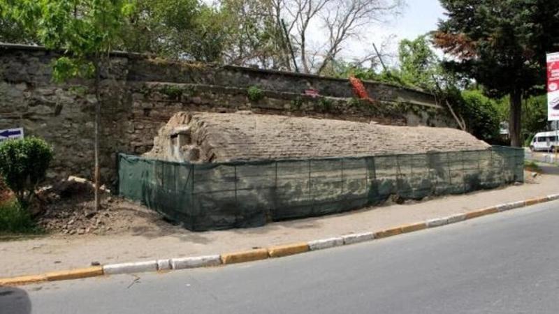 Beyoğlu'nda su sarnıcı gün yüzüne çıkarılıyor