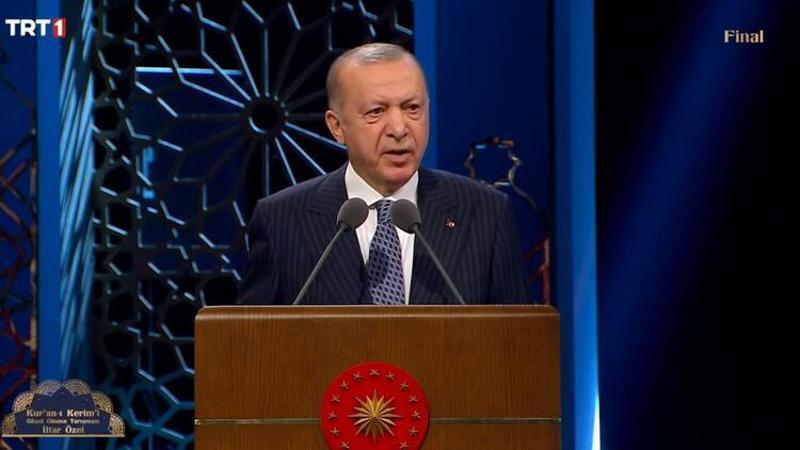 Cumhurbaşkanı Erdoğan, Kur'an-ı Kerim'i Güzel Okuma yarışması ödül törenine katıldı