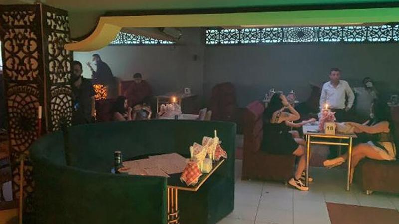 Konya'da eğlence mekanına baskında 45 kişiye ceza