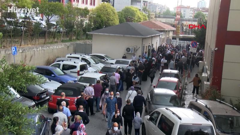 Hastanelerde aşı kuyrukları oluştu
