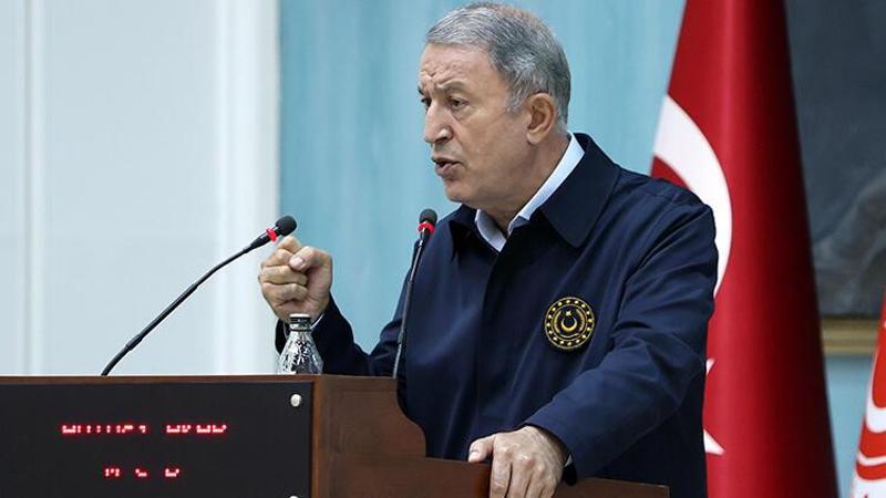 Akar, TSK'nın komuta kademesi ile 2. Ordu Karargahı’nı ziyaret etti