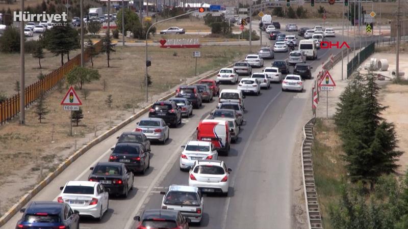 43 ilin geçiş noktası Kırıkkale'de 'dönüş' yoğunluğu