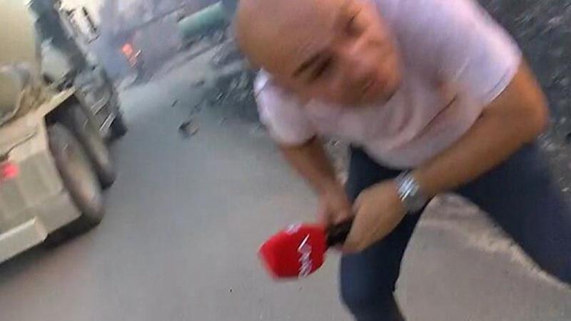 DHA Antalya ekibi yangın bölgesinde canlı yayın sırasında kaza atlattı