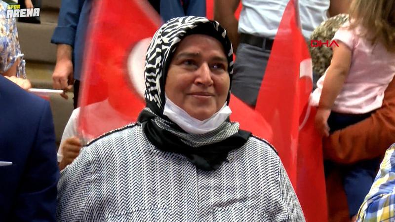 Tokyo'da Esra Yıldız'ın olimpiyat zaferi ve anne Selma Yıldız'ın gözyaşları
