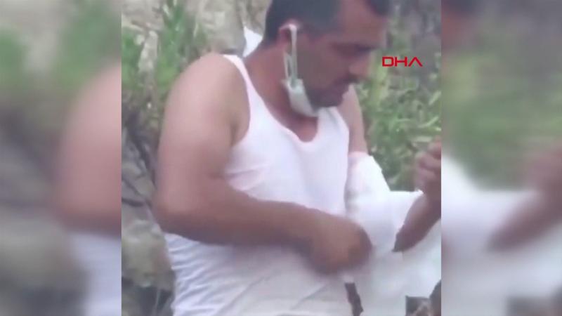Yarasını sarıp, görevine devam etti