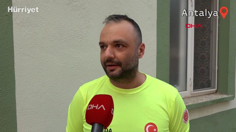 Gurbetçi itfaiyeci Doğan Atalay, bavulunu kapıp afet bölgesine geldi