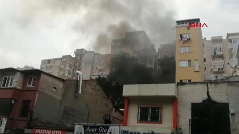 Şişli'de iki otomobil tamirhanesinde yangın