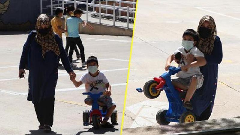 Yürüme engelli Akın'ın 3 tekerlekli bisikletle zorlu eğitim yolculuğu