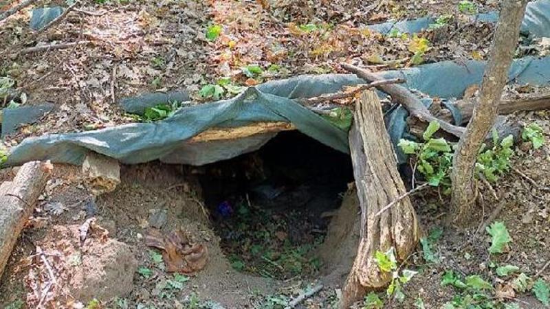 Tunceli'de teröristlere ait 10 sığınak imha edildi