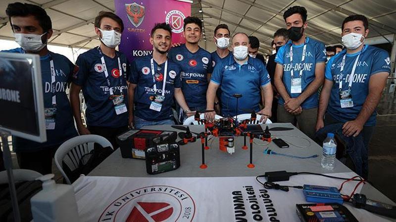Bakan Varank, İnsansız Hava Araçları Yarışmaları'nı izledi