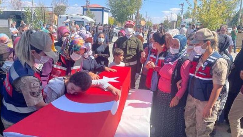 Şehit Ümit Solak, Muş'ta toprağa verildi