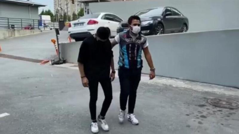 İstanbul'da trafikte makas atan ve kırmızı ışıkta geçen sürücü yakalandı