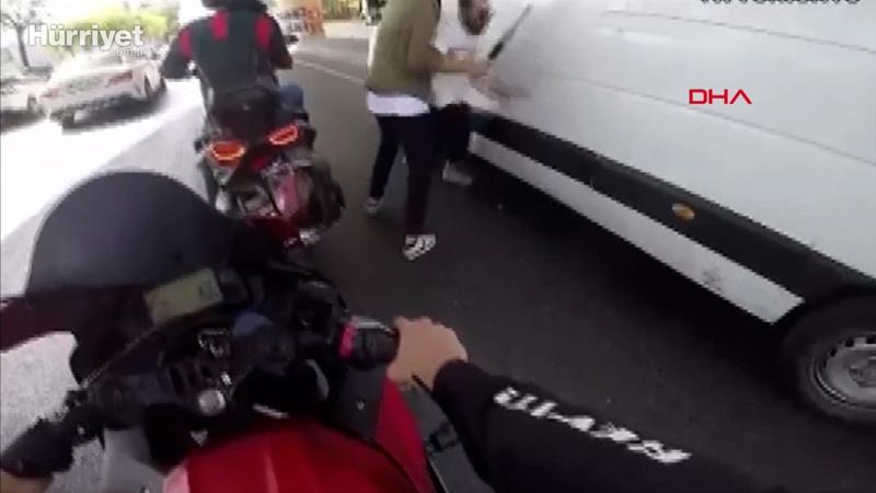 Sarıyer'de sopanın ucuna bağladığı bıçakla motosikletliye saldırdı
