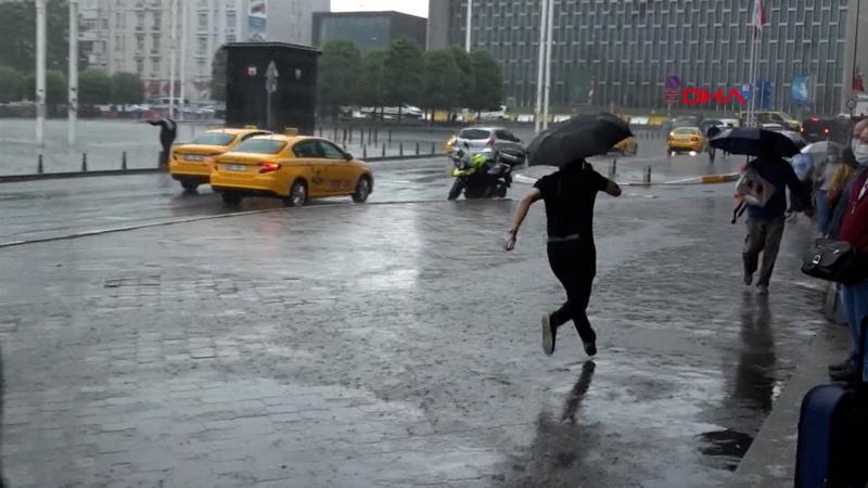 İstanbul'a "mont", karadeniz'e "sel" uyarısı