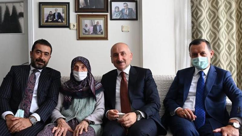 Bakan Karaismailoğlu, Kızılcahamam'da şehit ailesini ziyaret etti