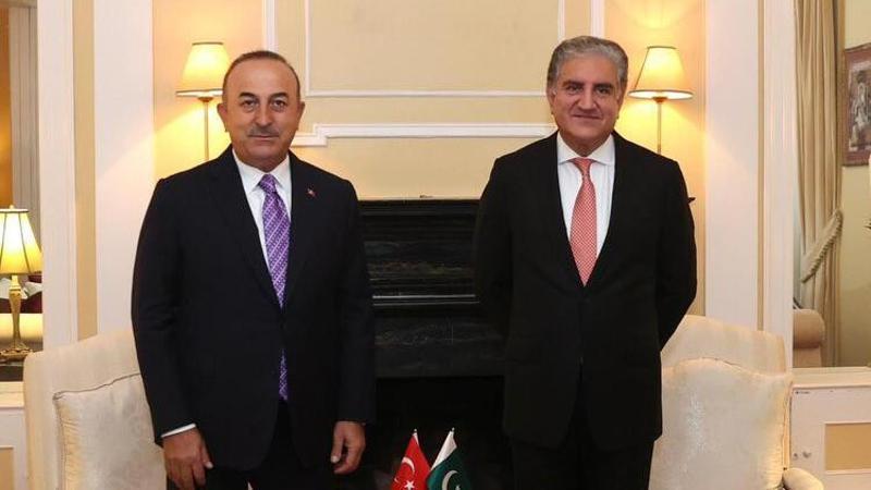 Dışişleri Bakanı Çavuşoğlu, Pakistan Dışişleri Bakanı Kureyşi ile görüştü