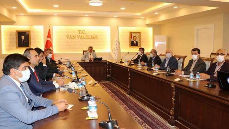 Van'da kovid-19 tedbirleri kapsamında taziyelerde toplu yemek verilmesi yasaklandı