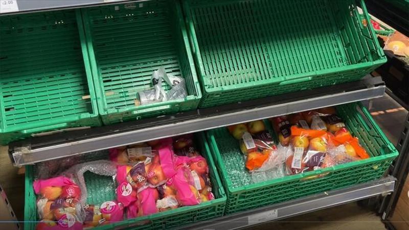 İngiltere’de marketlerde tedarik sorunu