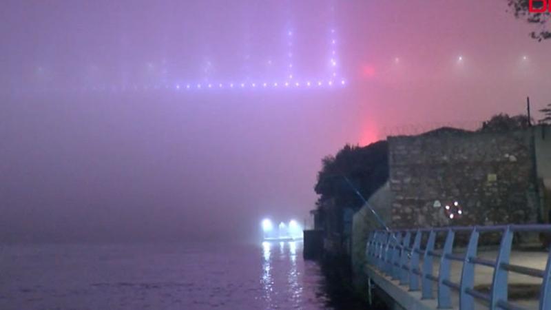 İstanbul'da gece saatlerinde sis etkili oldu