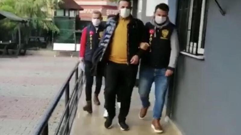 Tartıştıkları sürücünün otomobilini tekmeleyen 3 kişi gözaltına alındı