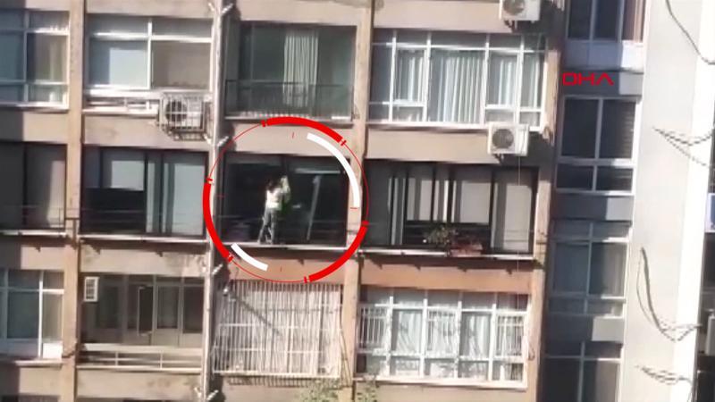 4'üncü kat pencere pervazında ölümüne temizlik