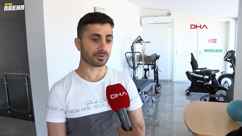 Attan düşerek ağır yaralanan jokey, yürümeye ve konuşmaya başladı