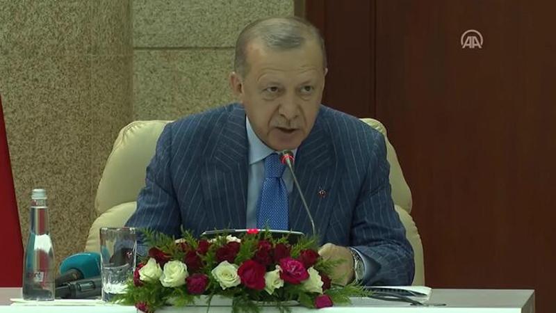 Cumhurbaşkanı Erdoğan, Togo Cumhurbaşkanı Gnassingbe ile heyetler arası toplantısında konuştu