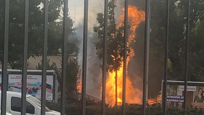 Ankara'da MTA Genel Müdürlüğü'nün önünde patlama