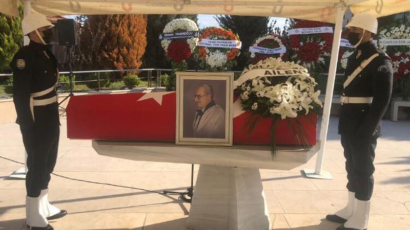 Prof. Dr. Orhan Oğuz için Marmara Üniversitesi İlahiyat Fakültesi Camii'nde tören düzenlendi