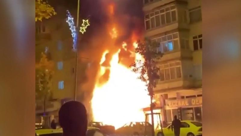 5 katlı binada çıkan yangında can pazarı